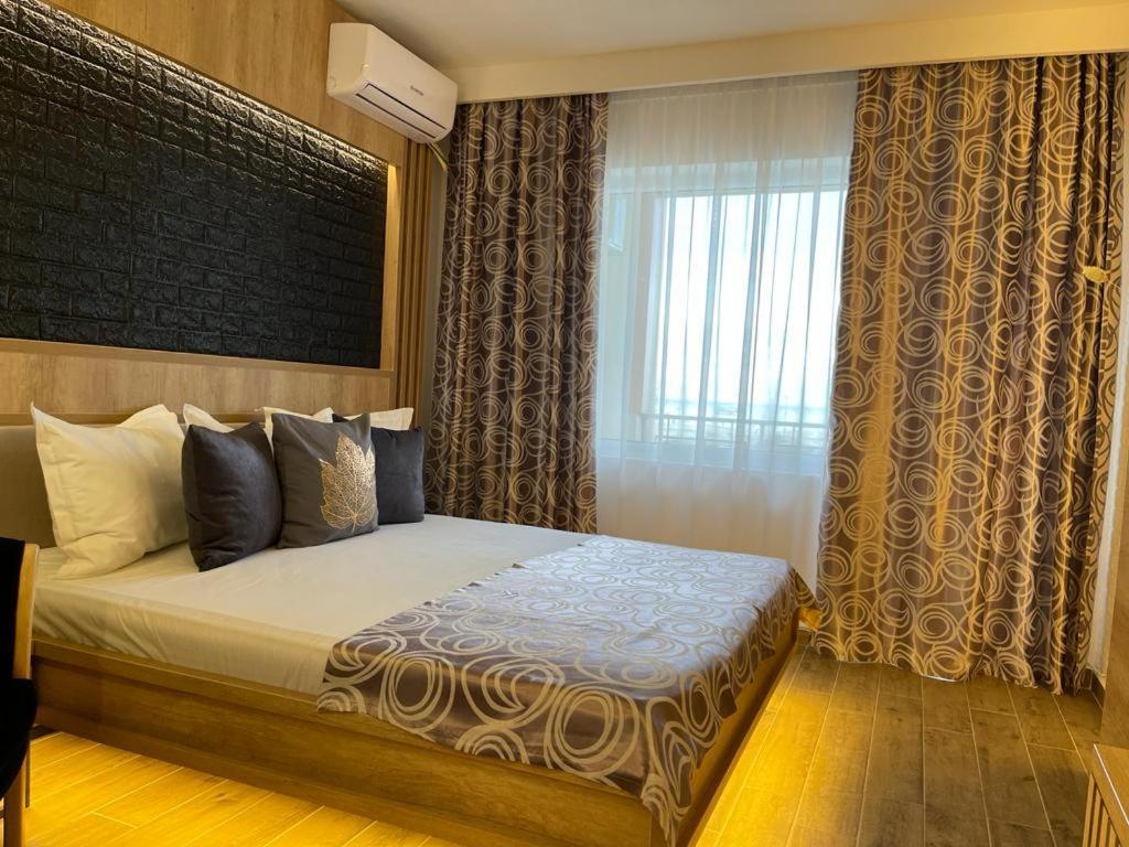 Hotel Tomis 3*
